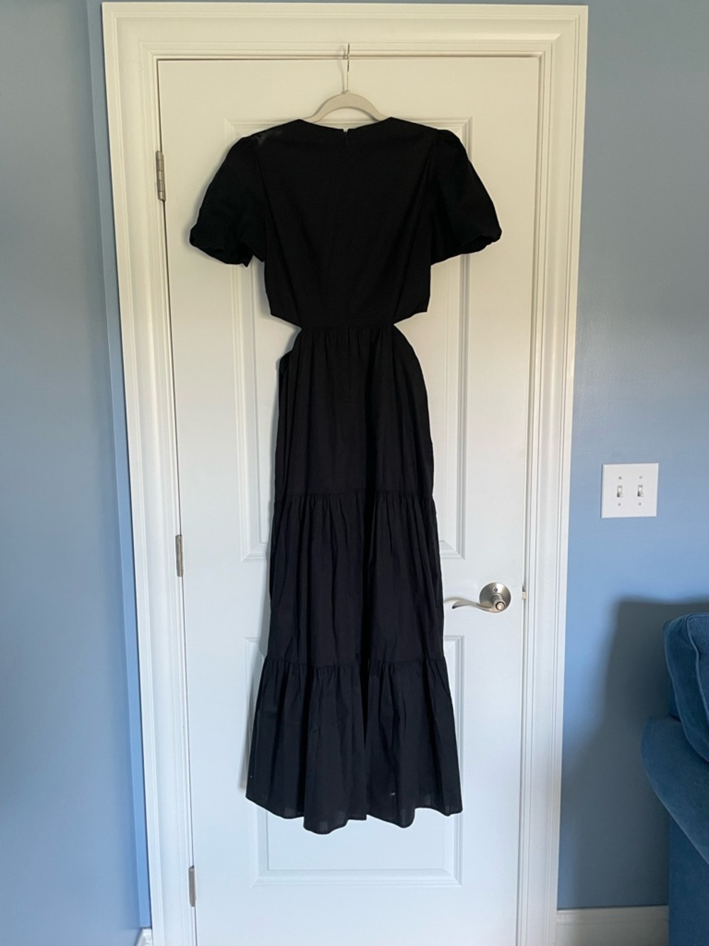 WAYF Women's Black Plaza Cut Out Tiered Maxi Dress Size Small 54424 - Picture 9 of 16
